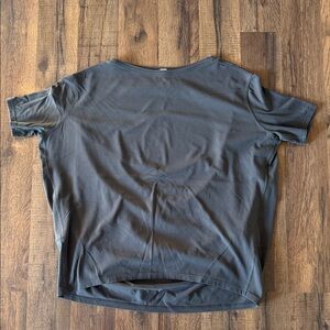 Lululemon Back in Action Nulu